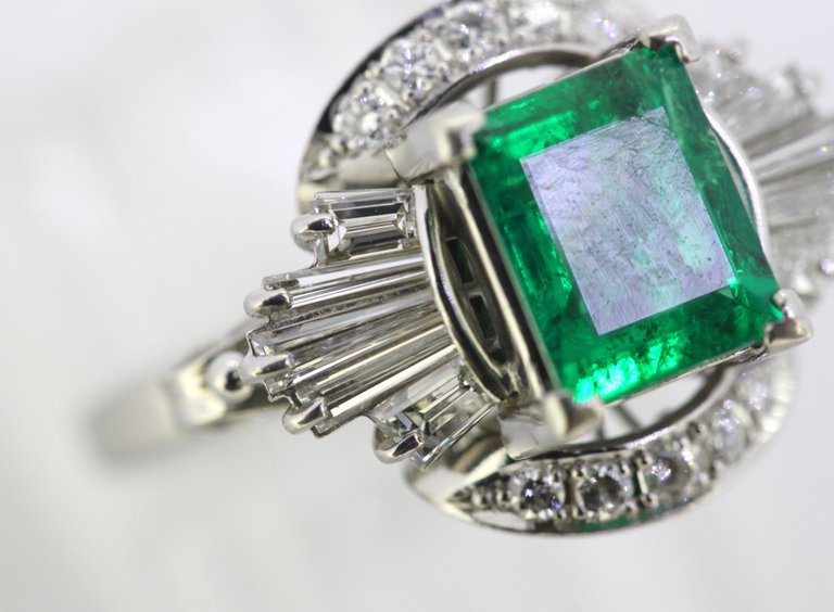 Emerald and Diamond Platinum Ring