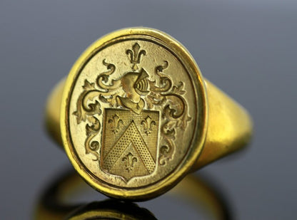Antique Georgian 18ct Yellow Gold French Seal Ring
