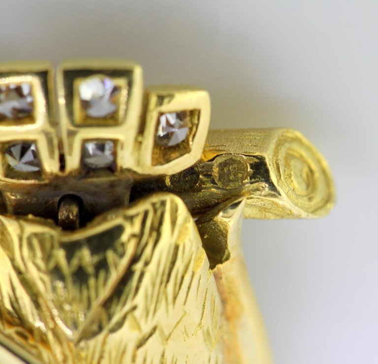 Vintage 18ct Yellow Gold Gem Set Owl Brooch