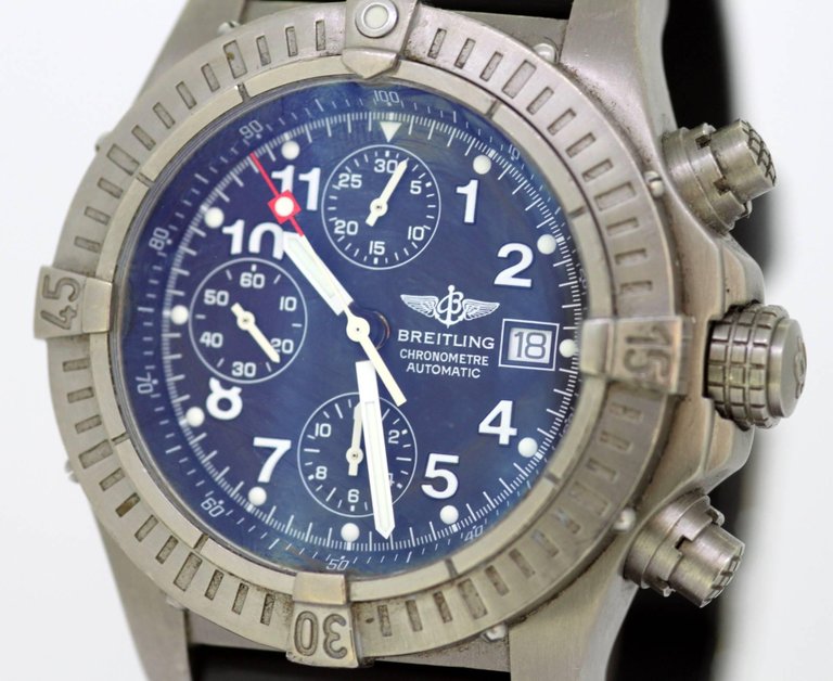 Breitling Chrono Avenger Wristwatch