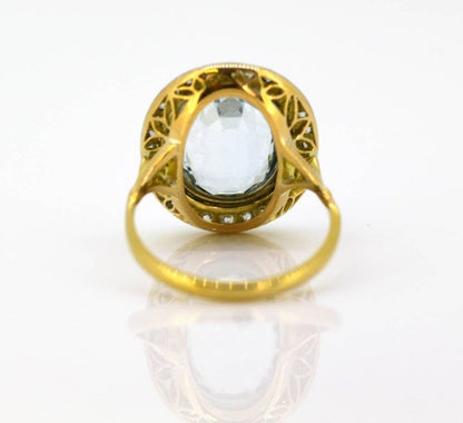Vintage Aquamarine and Diamond Ring
