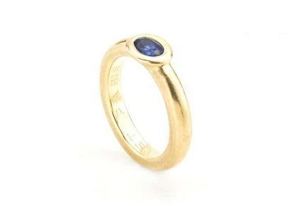 Vintage Chaumet 18ct Gold Blue Sapphire Ring