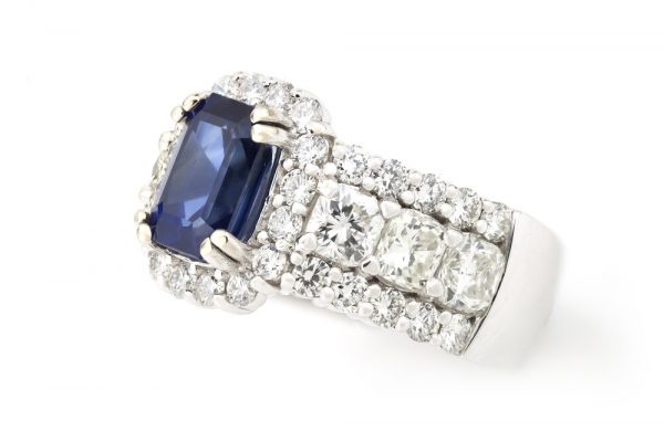 2.81ct Natural Corundum Sapphire and Diamond 18ct White Gold Ring