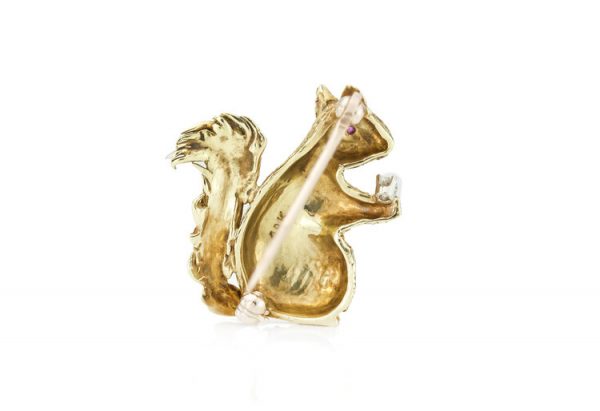Vintage Textured 18ct Yellow Gold Brooch Squirrel Holding a Diamond