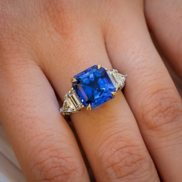Vintage Cartier 7 Carat Sapphire Burma No Heat and Diamond Ring