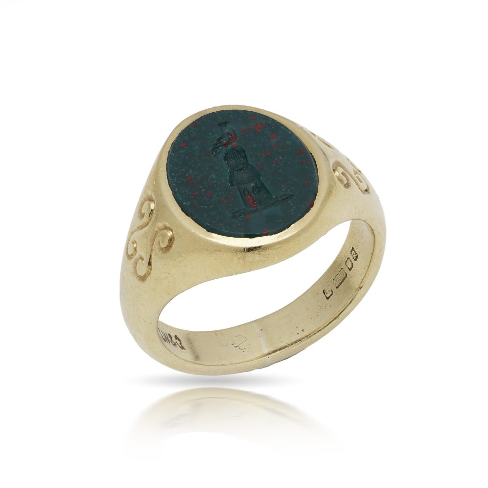 18 Carat Yellow Gold Hematite Coat of Arms Signet Ring
