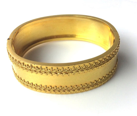 Antique Victorian Etruscan 18ct Yellow Gold Cuff Bangle