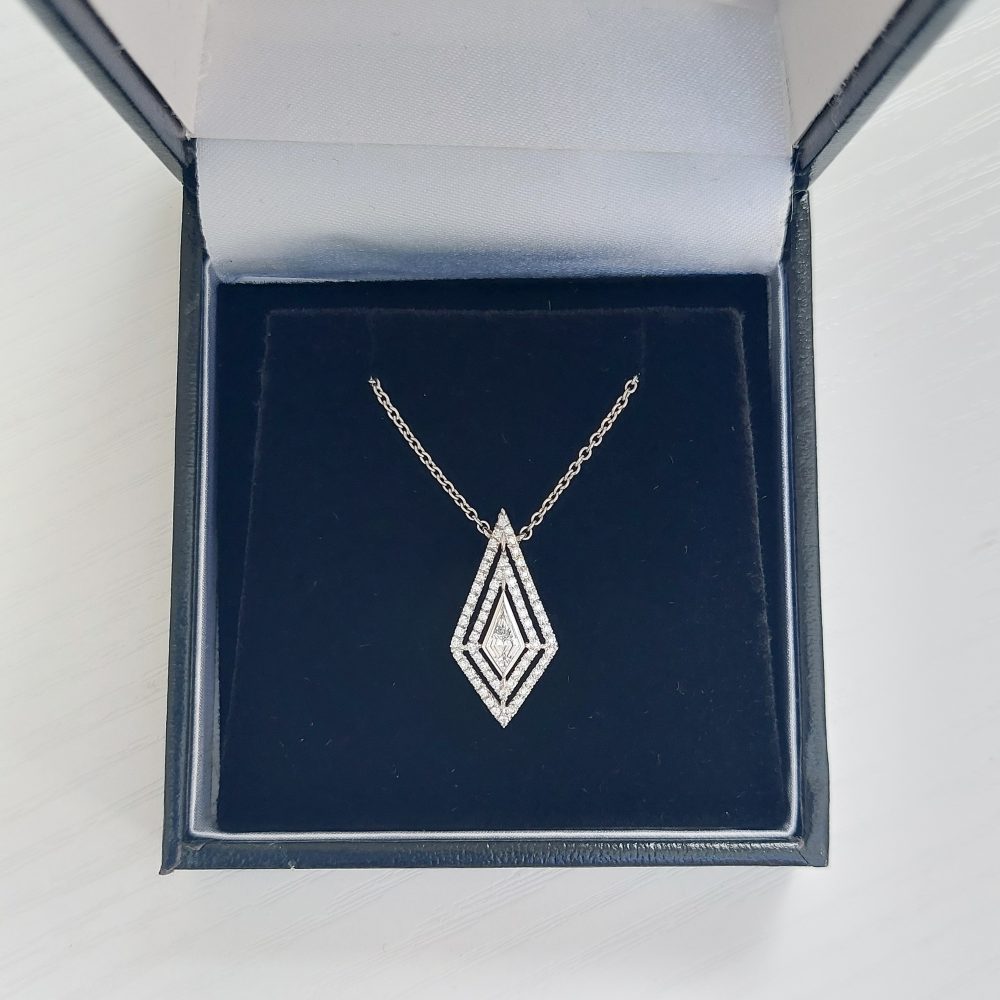 Modern 0.65ct Diamond Set Kite Pendant Necklace