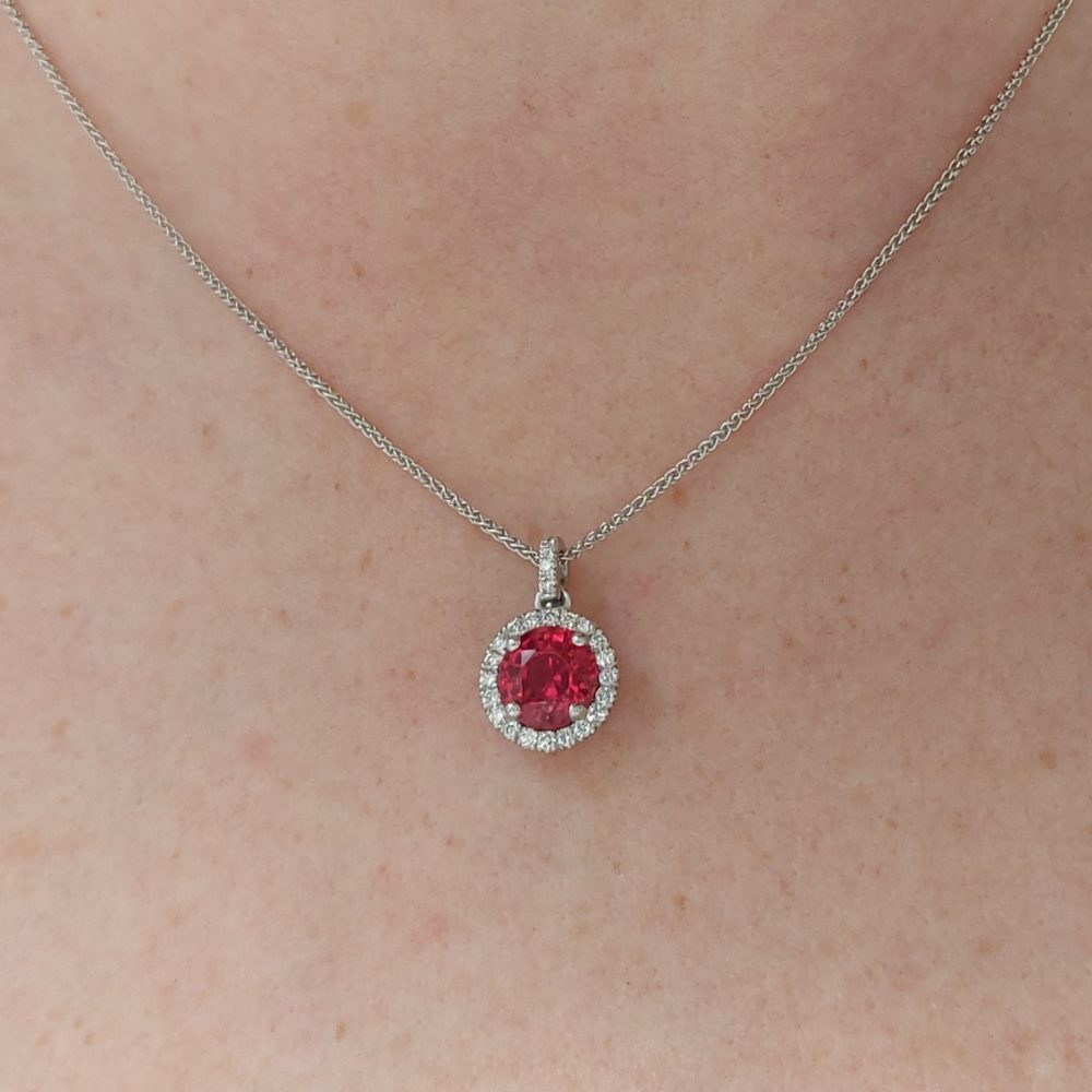 Modern 1.63ct Red Spinel and Diamond Pendant Necklace