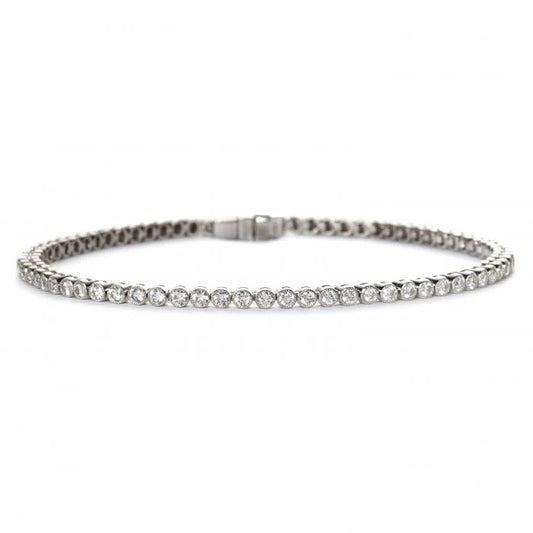 Modern 1.92ct Diamond Line Tennis Bracelet in Platinum