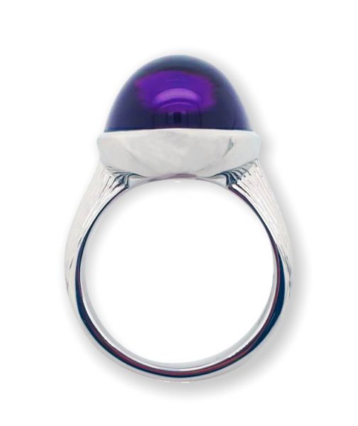 Modern 18.23ct Amethyst 18ct White Gold Ring