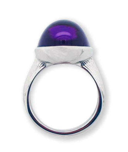 Modern 18.23ct Amethyst 18ct White Gold Ring