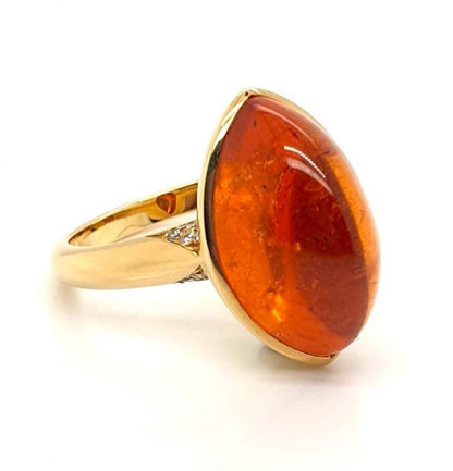 Modern 19.34ct Mandarin Garnet and Diamond Set Ring