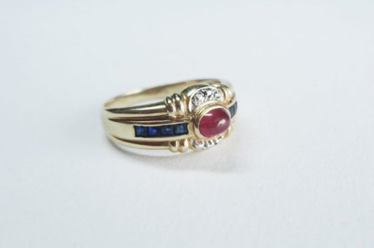 Modern Cabochon Ruby and Sapphire Gold Ring