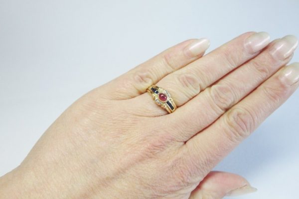 Modern Cabochon Ruby and Sapphire Gold Ring