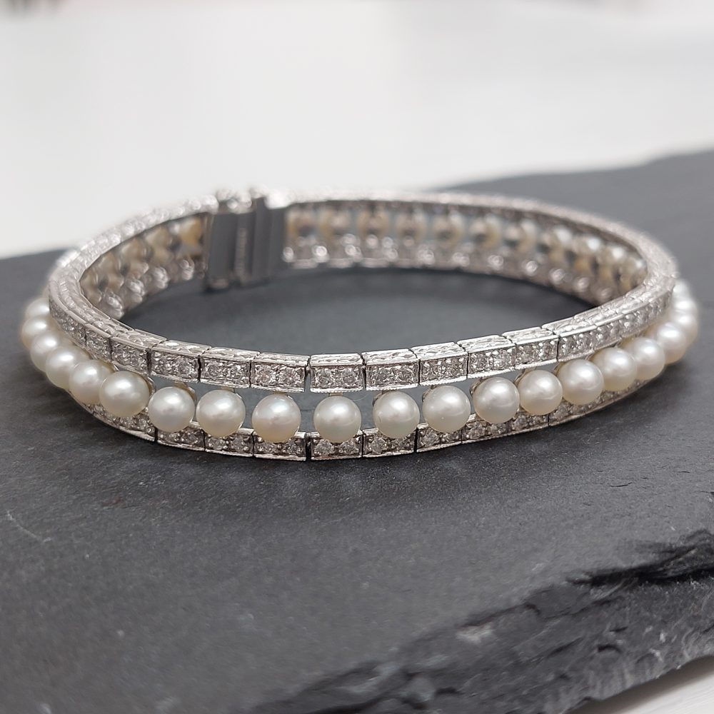 Modern Pearl and Diamond Bracelet in Platinum, 3.81 carats