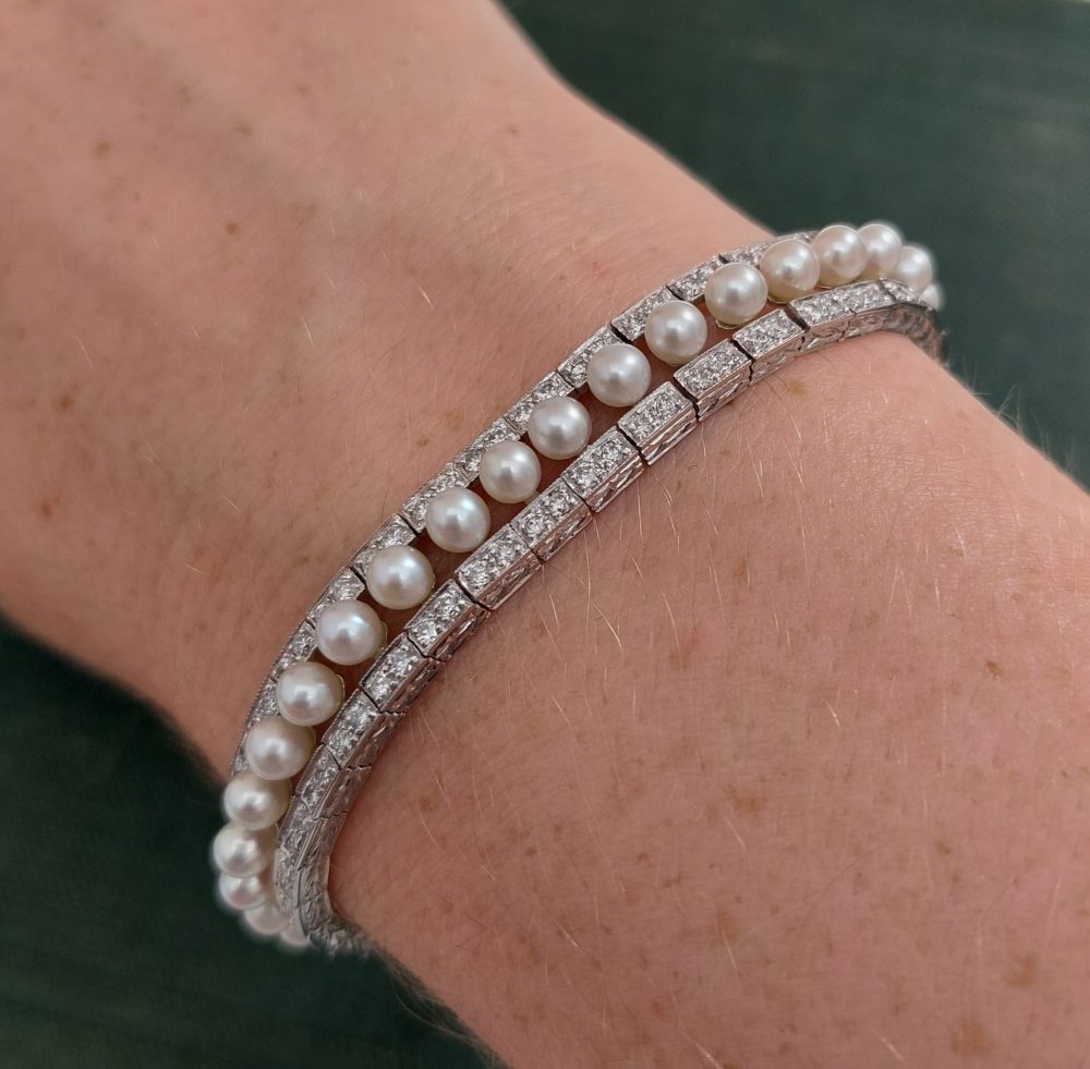 Modern Pearl and Diamond Bracelet in Platinum, 3.81 carats