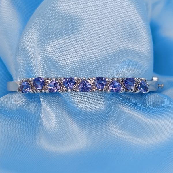 Modern 3.15ct Tanzanite and Diamond Bangle Bracelet
