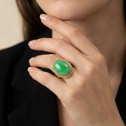 Vintage 18 Carat Gold Wah Hing Jade Cabochon Gold Ring (c.1990's)