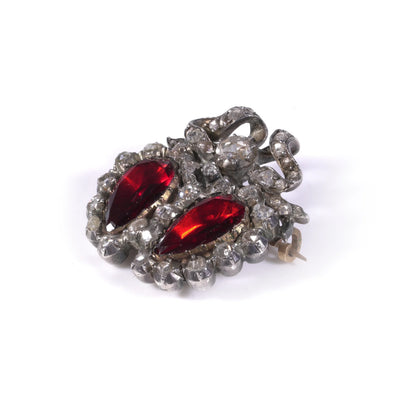Early Victorian Garnet And Rose-Cut Diamond Brooch (c.1850)