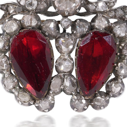 Early Victorian Garnet And Rose-Cut Diamond Brooch (c.1850)
