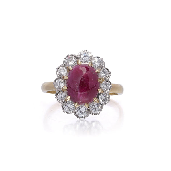 18K Gold Ring with 5.25ct Natural Cabochon Ruby & Diamonds