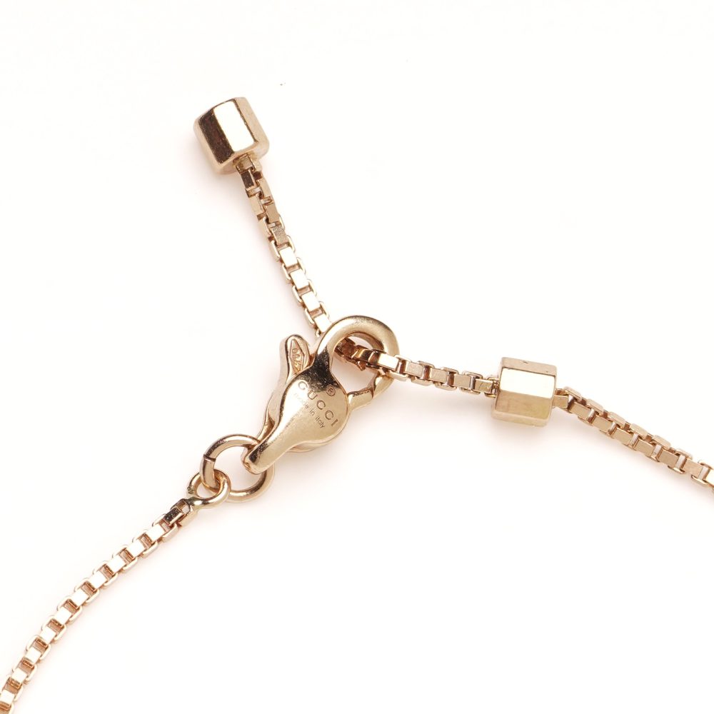 Gucci Link to Love Bracelet in 18kt Gold with ‘Gucci’ Bar