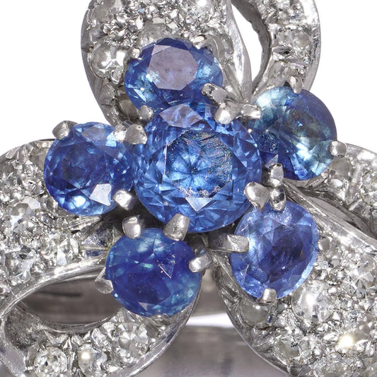 14kt White Gold 2.25ct Sapphire & Diamond Cluster Ribbon Ring