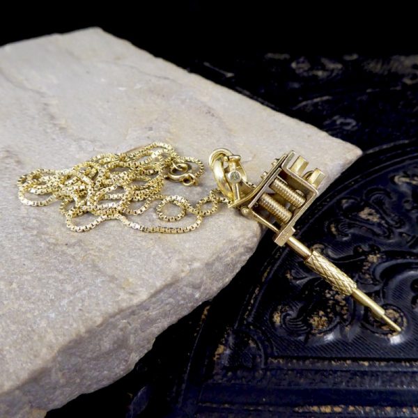Vintage Gold Tatoo Ink Gun on Long Yellow Gold Box Chain