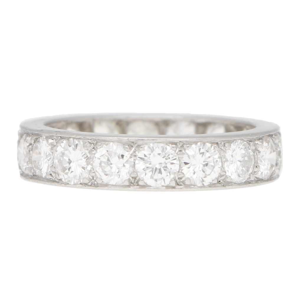 Round Brilliant Cut Diamond Full Eternity Ring in 18ct White Gold