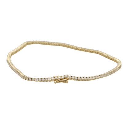 2.18 diamond line bracelet in yellow gold.