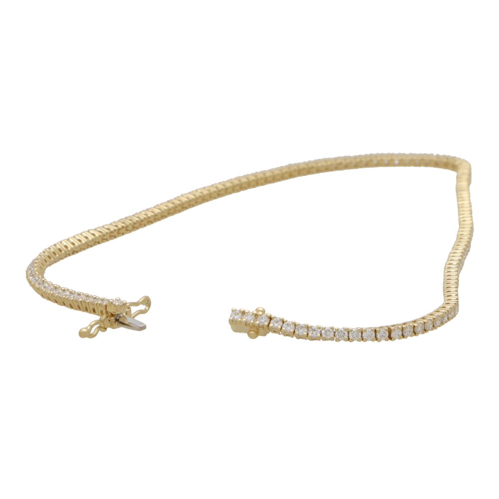 Contemporary 2.18 Carat Diamond Line Bracelet In Yellow Gold