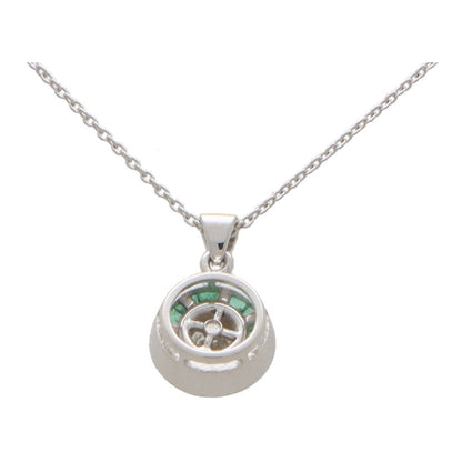 Diamond and emerald necklace in white gold.