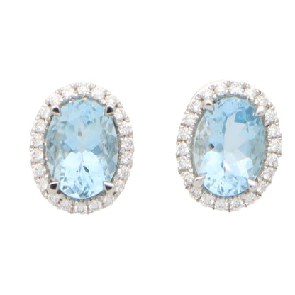 Aquamarine and diamond earrings in white gold.