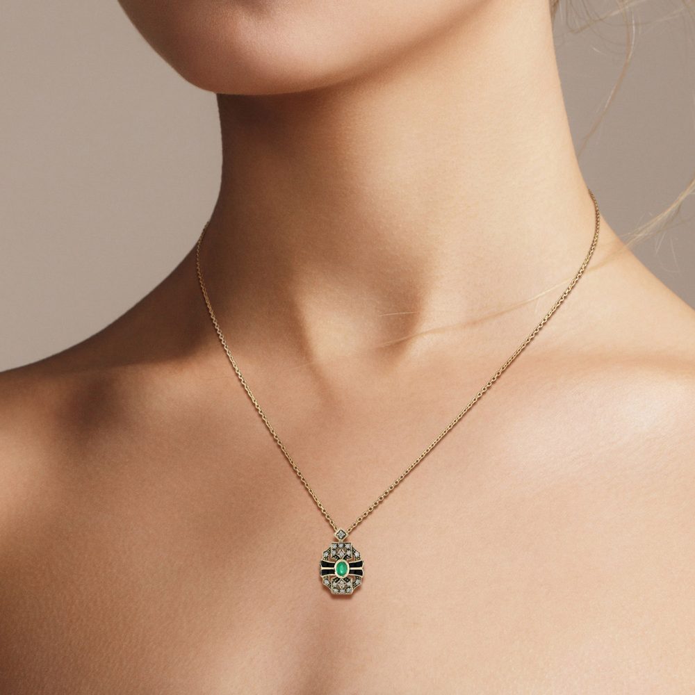 Emerald Onyx and Diamond Pendant in 9ct Yellow Gold