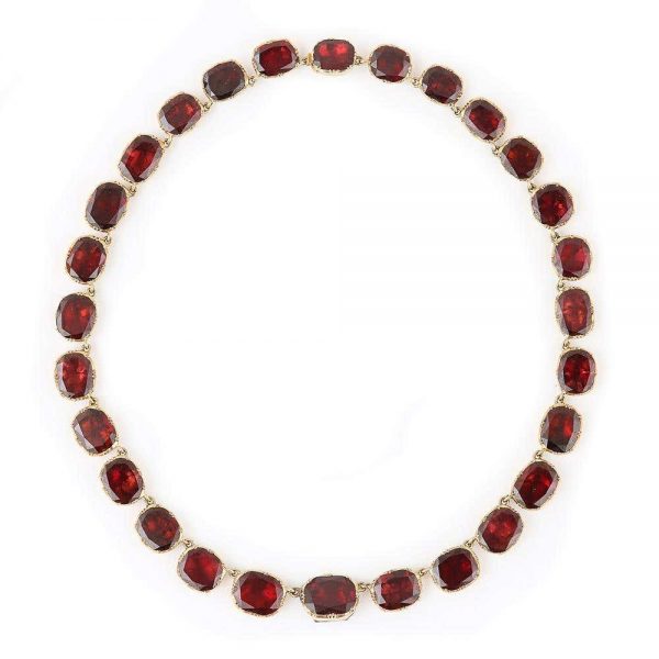 Antique Georgian Almandine Garnet Parure 18ct Gold circa 1820 in Original Fitted Box