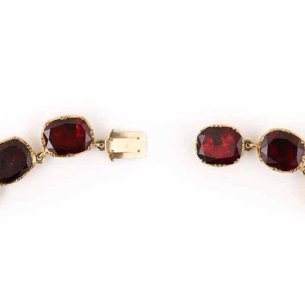 Antique Georgian Almandine Garnet Parure 18ct Gold circa 1820 in Original Fitted Box