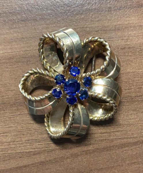 Cartier gold brooch 1940's