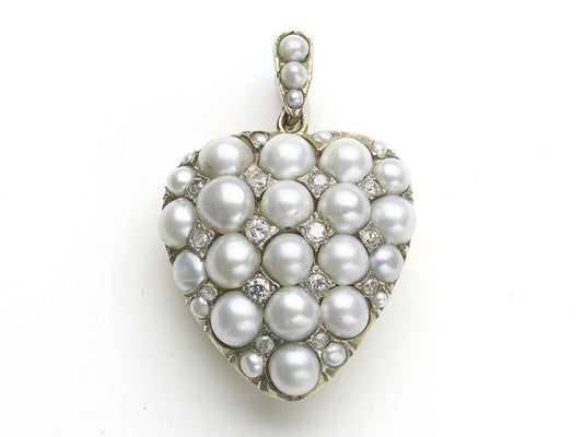 Pearl and Diamond Heart Pendant