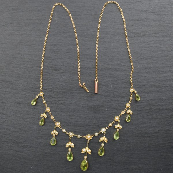 Antique Edwardian Split Pearl and Peridot Necklace in 15ct Gold