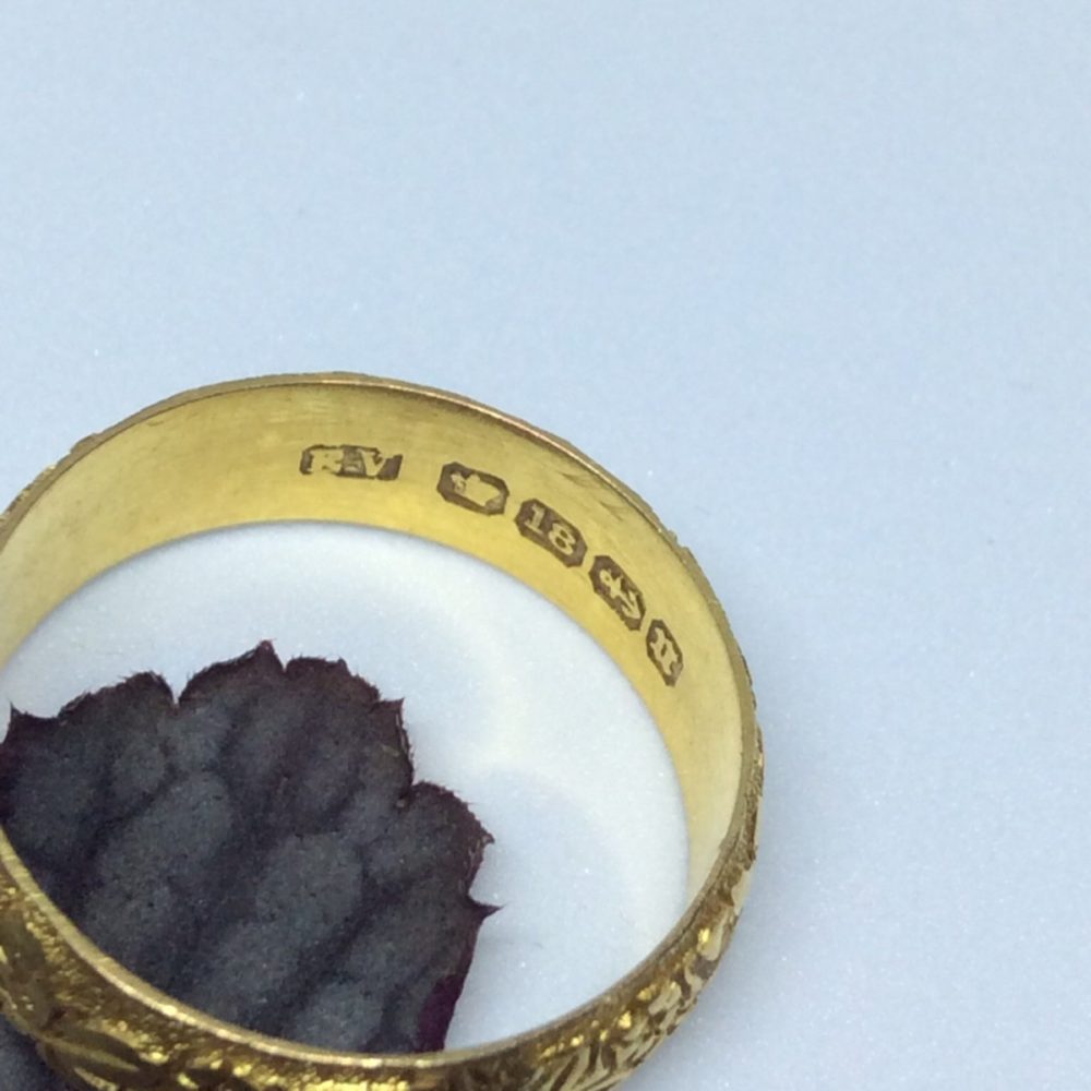 Antique Victorian Gold Wedding Band