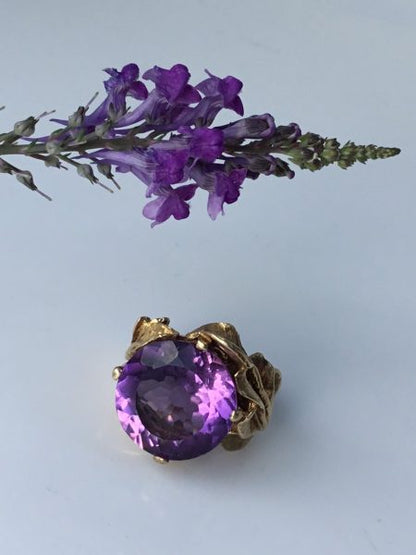 Vintage Strellman Amethyst Gold Cocktail Ring