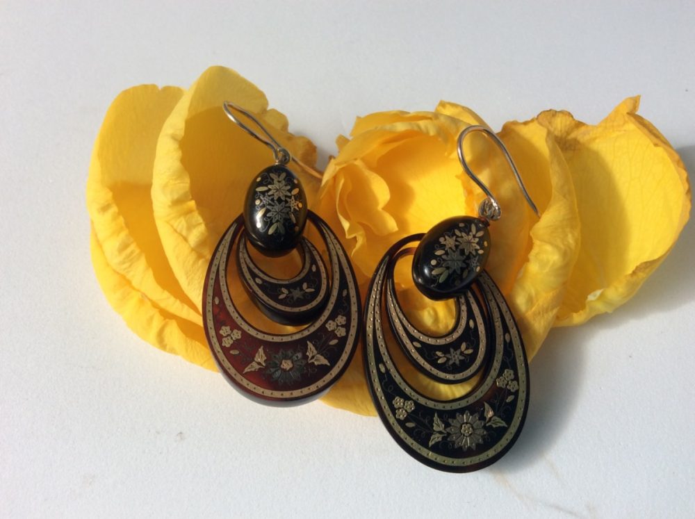 Antique Victorian Tortoiseshell Pendant Earrings