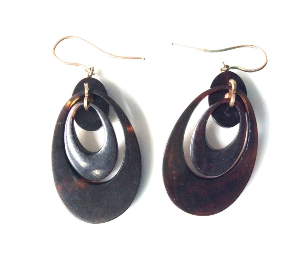 Antique Victorian Tortoiseshell Pendant Earrings