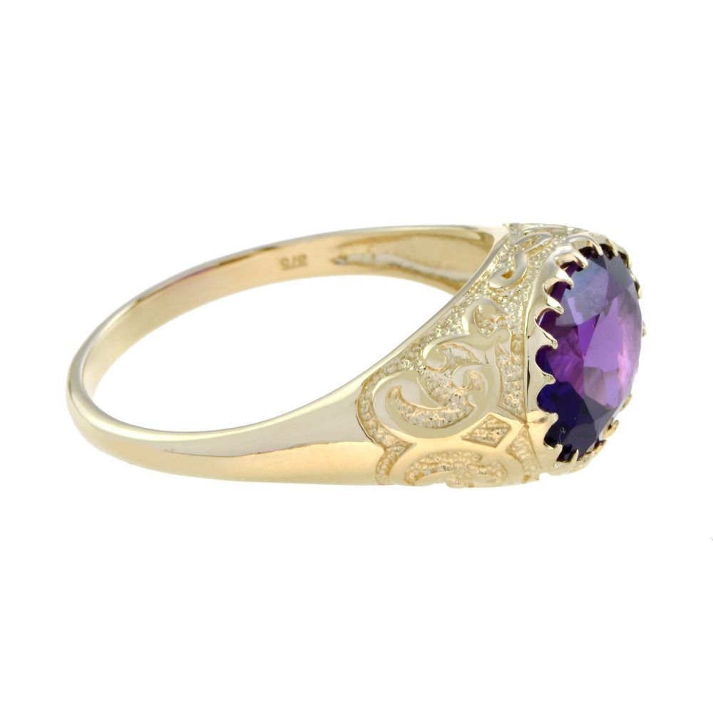 Antique Style Large 7.50ct Amethyst and Engraved Gold Signet Ring