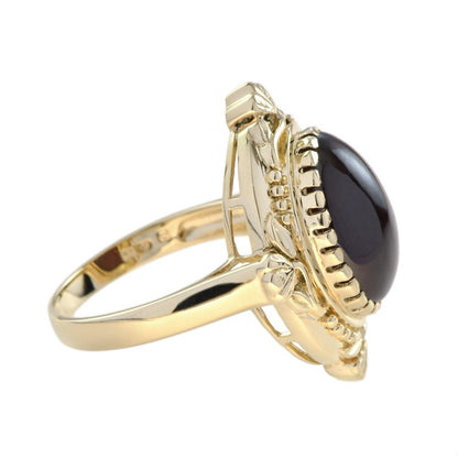 8ct Cabochon Garnet and Yellow Gold Dress Ring