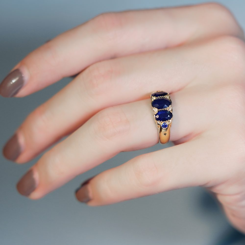 Antique Style Sapphire Three Stone Trilogy Ring in Yellow Gold