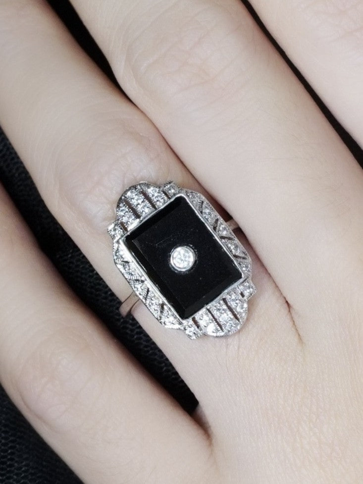 Diamond and Onyx Cluster Tablet Plaque Ring in 14ct White Gold