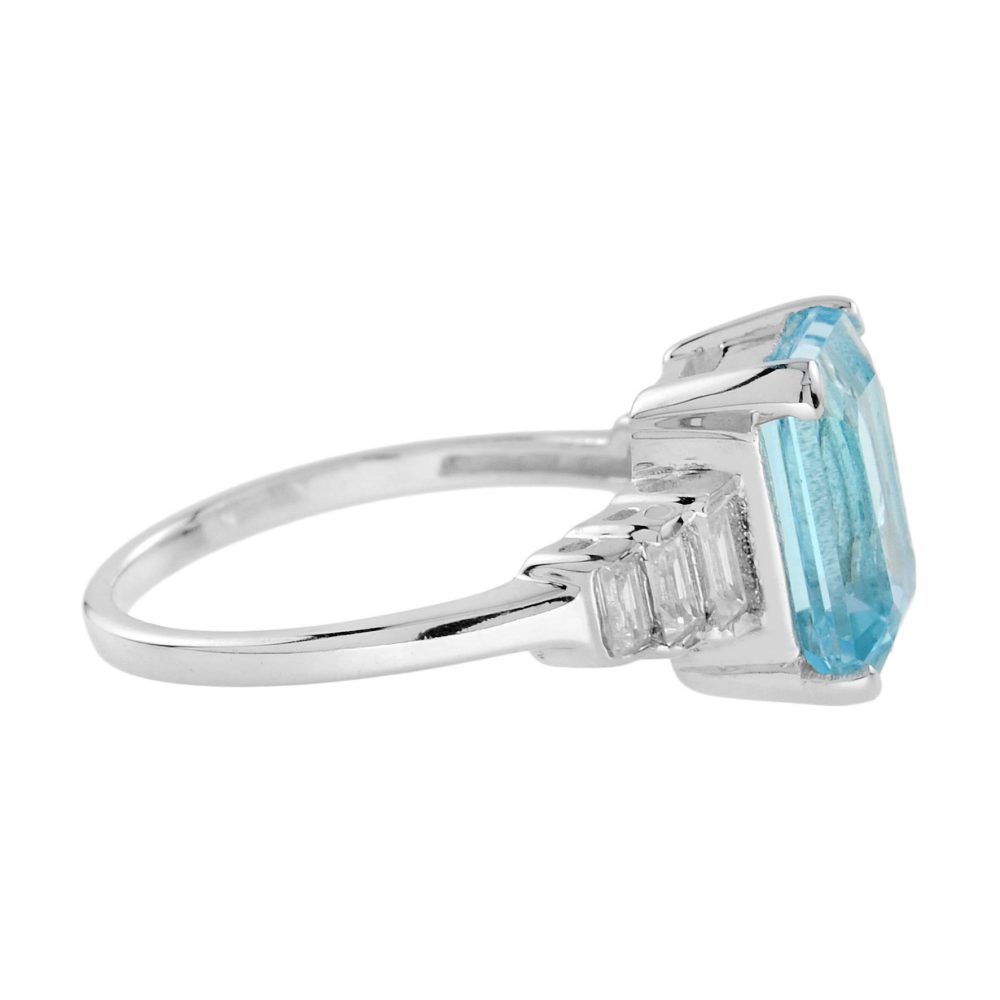3.10ct Emerald Cut Aquamarine Solitaire Engagement Ring with Baguette Diamond Shoulders