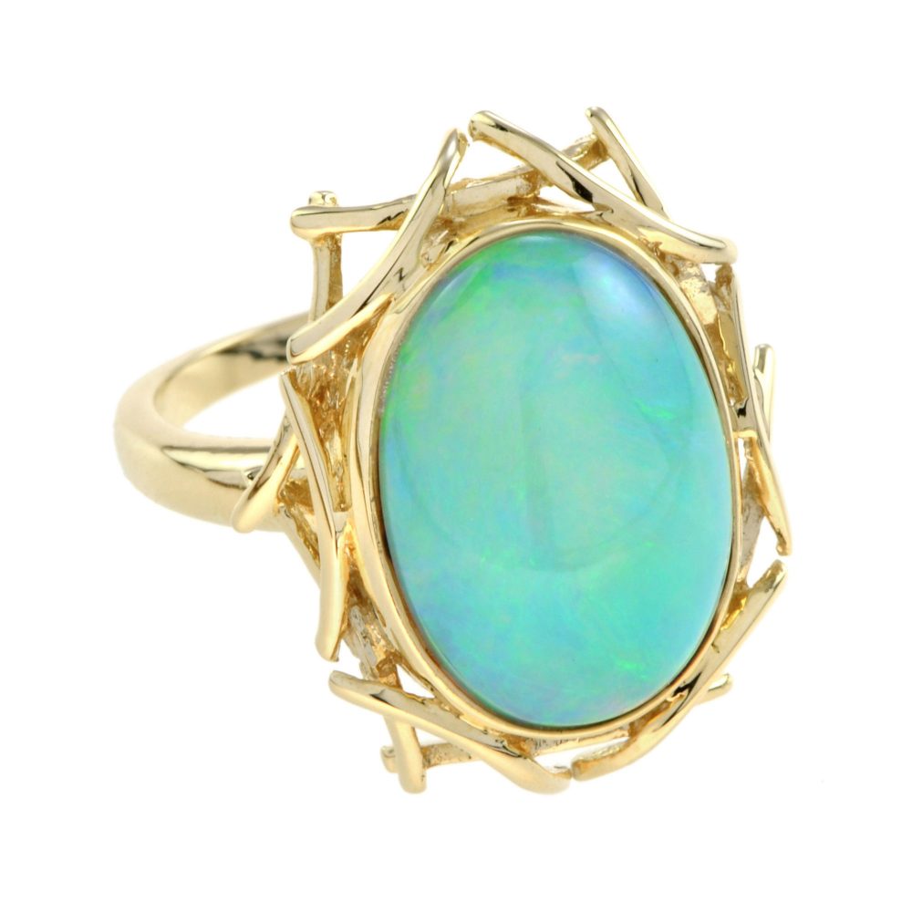 Decorative 6.5ct Ethiopian Opal and Yellow Gold Cocktail Ring